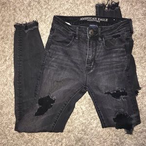 black american eagle ripped jeans!